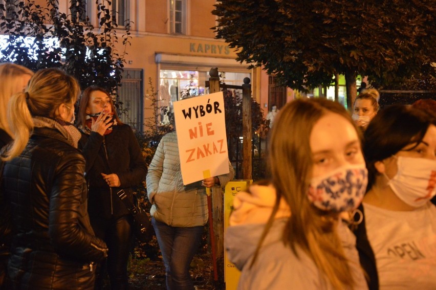 Nowa Sól solidaryzowała się z kobietami. Był to protest na...