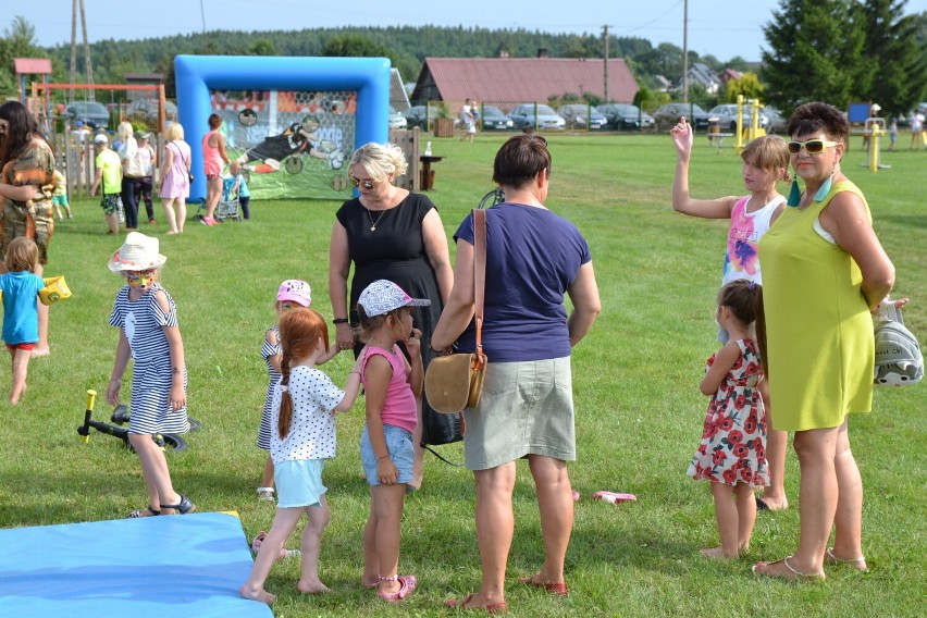 Piknik w Krynkach cieszył się wielkim zainteresowaniem. Z atrakcji skorzystało wielu mieszkańców