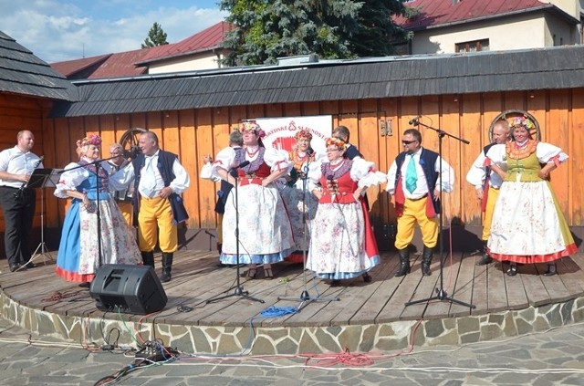 Zespoły Pieśni i Tańca "Kęty" i "Małe Kęty" w Turzovce
