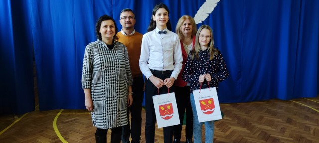 W szkole w Brudnowie odbył się Międzyszkolny Konkurs Ortograficzny „O Złote Pióro Wójta Gminy Waganiec”.