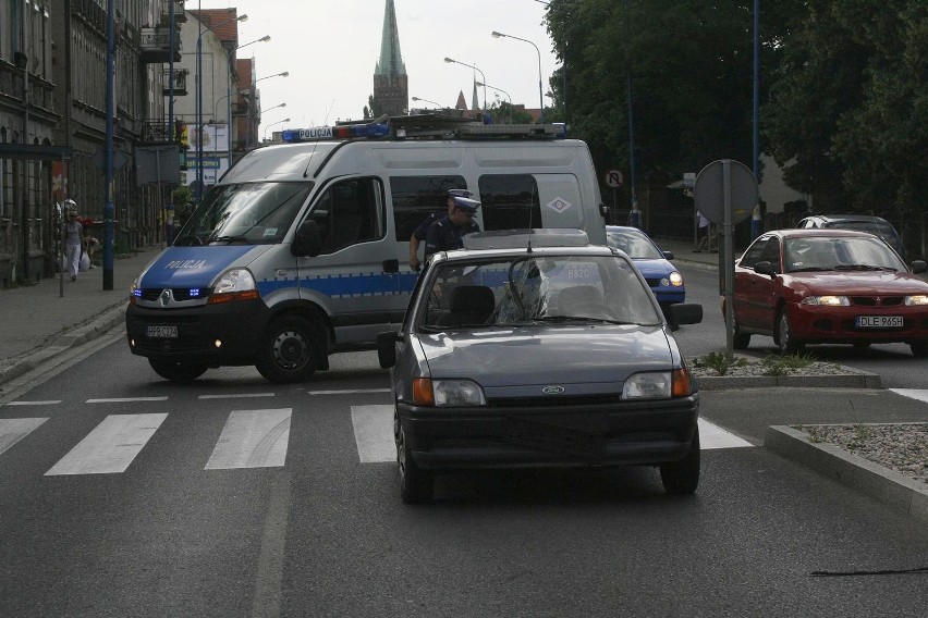 Wypadek w Legnicy na ulicy Wrocławskiej