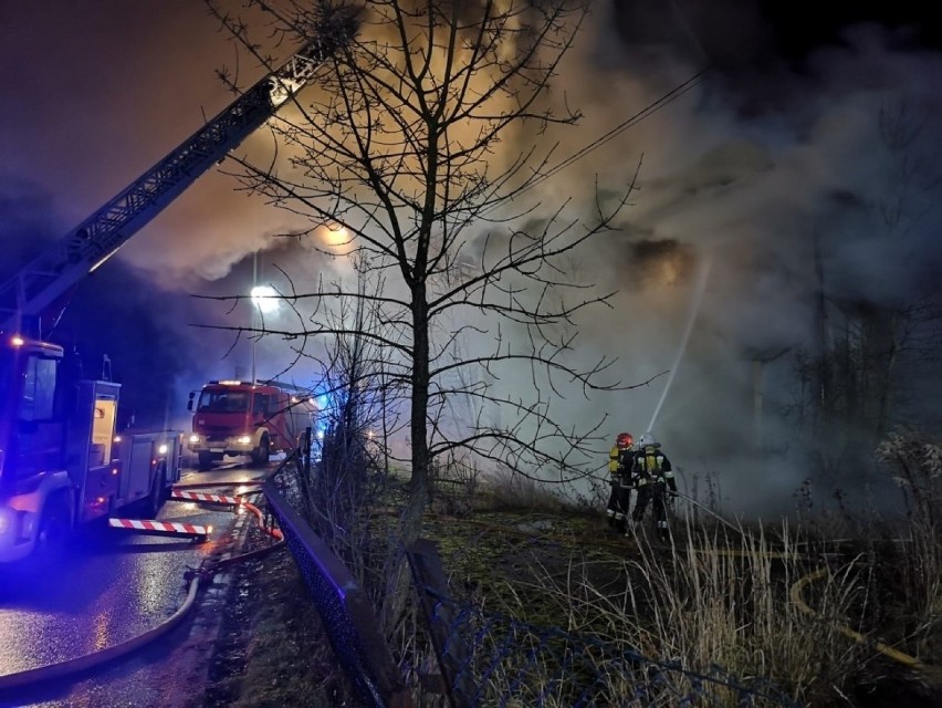 Pożar tarej szkoły w Suszcu-Kobielicach