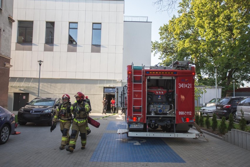 Pozorowany pożar i alarm bombowy. Ćwiczenia w Nowym Teatrze...