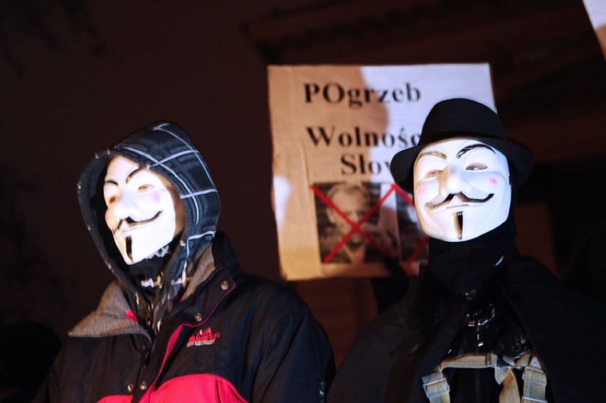 Protesty w Poznaniu - czytaj i oglądaj więcej