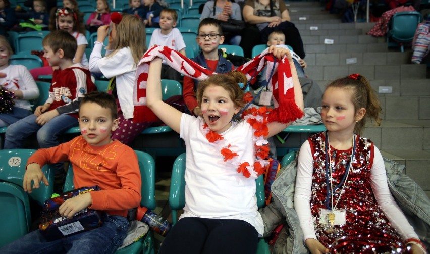 IV Siemianowicka Olimpiada Pierwszoklasistów w hali KS...