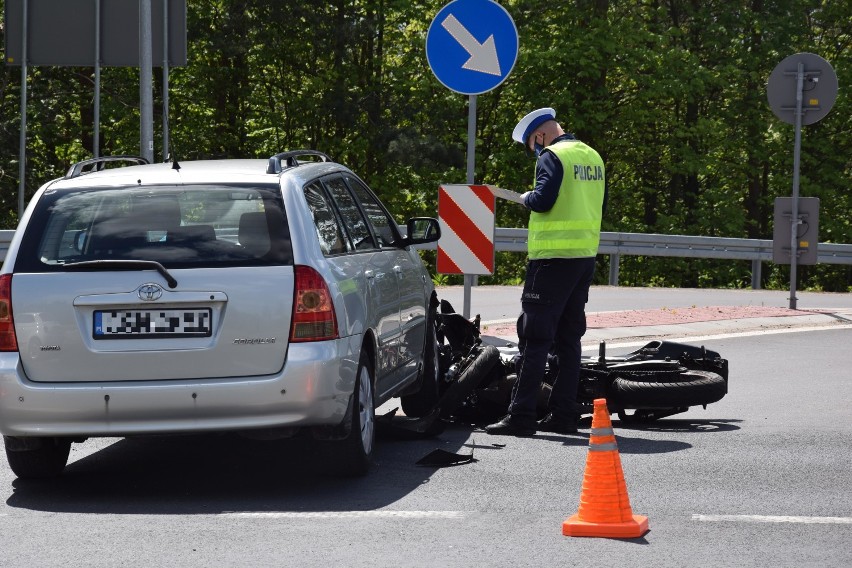 Wypadek samochodu osobowego z motocyklem w Terespolu [zdjęcia]