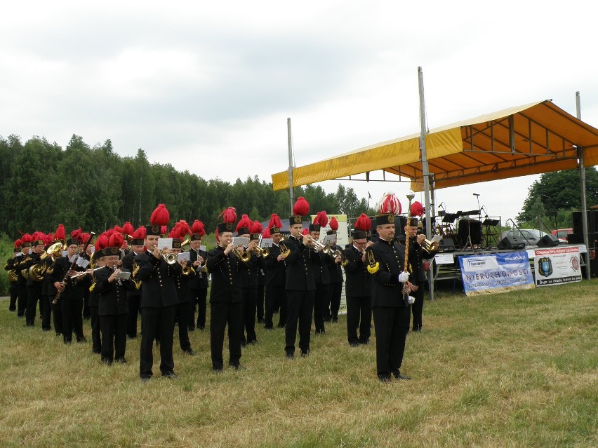 Festyn parafialny w Brzęczkowicach 2013