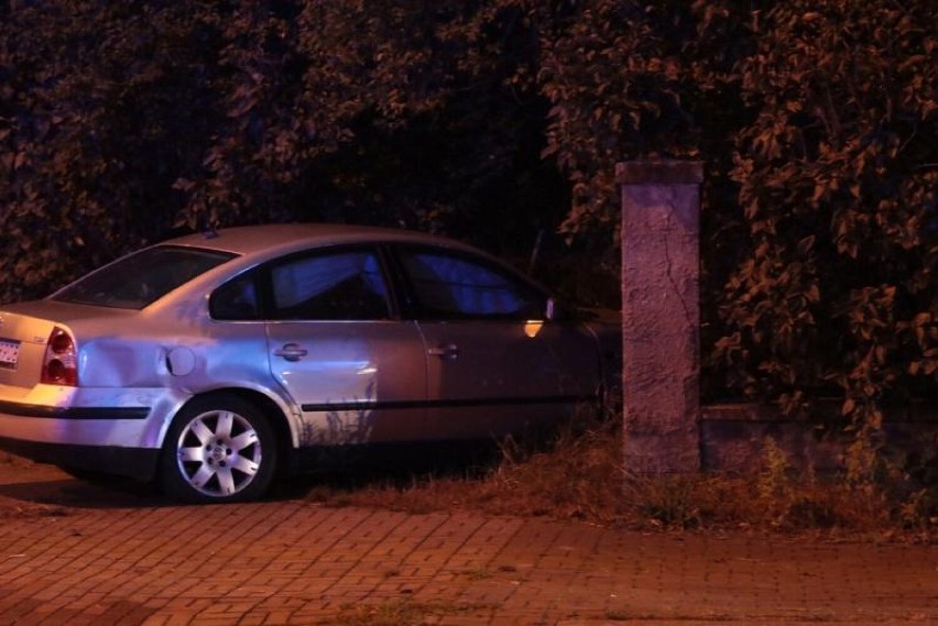 Wypadek na skrzyżowaniu ulic Marynarskiej i Lotniczej w Legnicy, dwie osoby zostały ranne