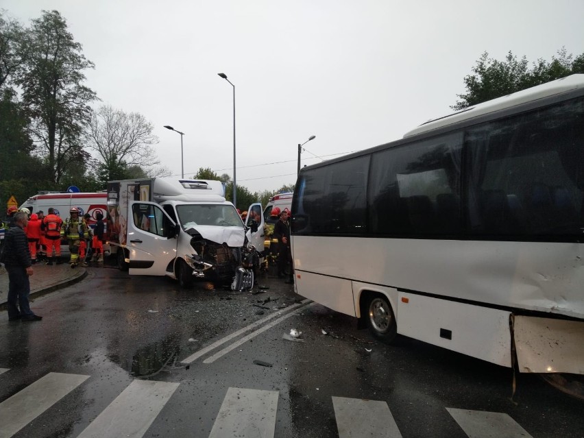 Do wypadku doszło na DW 984 w Nowych Żukowicach