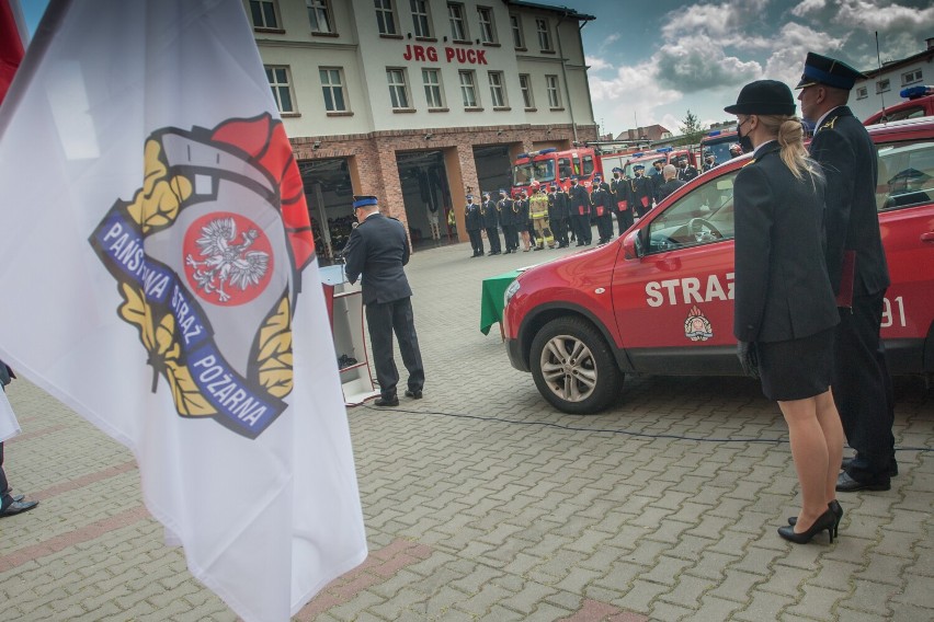 Obchody Dnia Strażaka 2021 w Komendzie Powiatowej Państowej Straży Pożarnej w Pucku