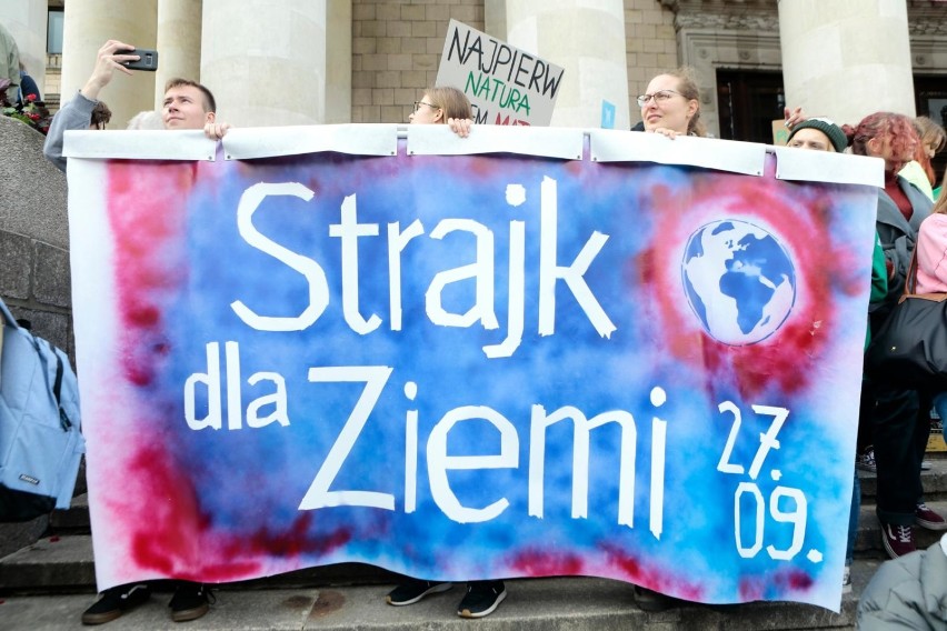 Miasteczko Klimatyczne, Warszawa. Na placu Defilad porozmawiacie o ekologii i posłuchacie koncertów