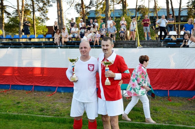 Zagrały ze sobą piłkarze KS "Unja" Związku Strzeleckiego w Solcu Kujawskim i reprezentacji Retro Ligi