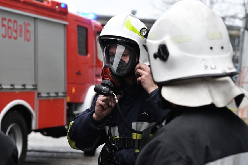 Ponad 20 jednostek strażaków ćwiczyły na terenie...