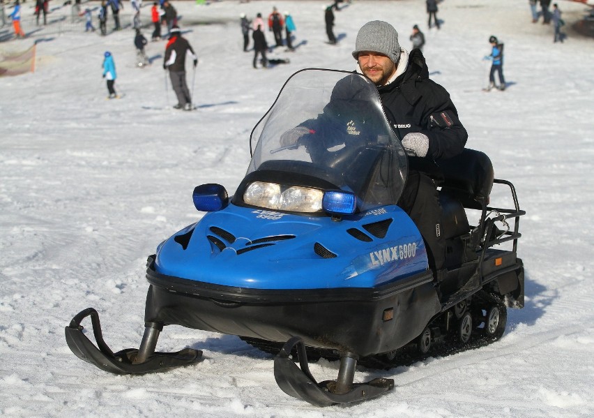 Góra Kamieńsk. Narciarze i snowboardziści walczą w Mistrzostwach Województwa Łódzkiego