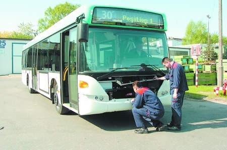 Scania wyprodukuje 300 autobusów dla RATP ? najwi´kszego operatora komunikacji zbiorowej w Pary˝u.  Fot. APR-SAS