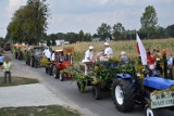 Gmina Kuślin: Efektowny korowód podczas gminnych dożynek w Wąsowie. Przejazd oglądało wielu mieszkańców gminu! [ZDJĘCIA]