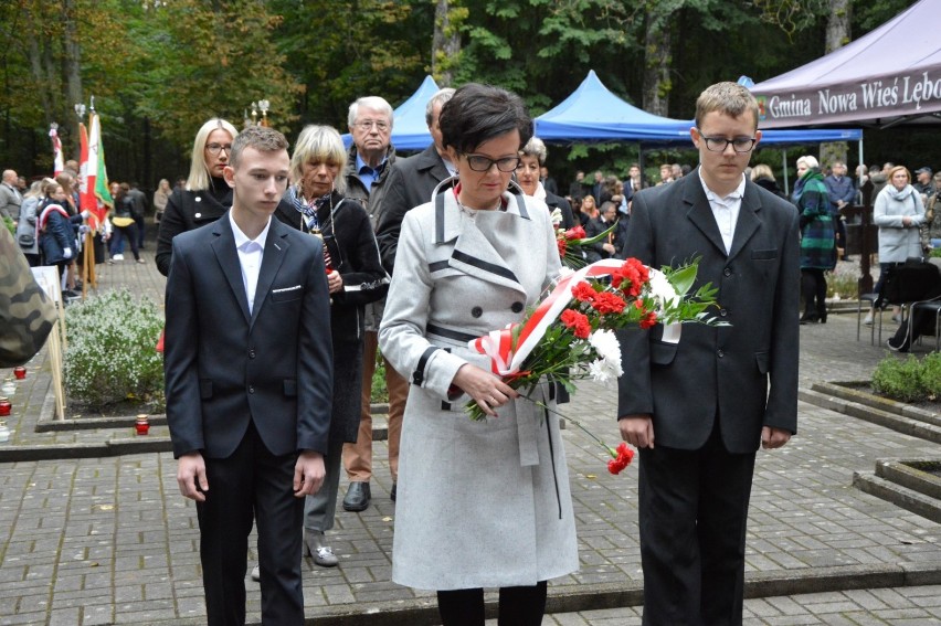 Na cmentarzu w Krępie Kaszubskiej i w Gęsi uczczono pamięć ofiar Marszu Śmierci z 1945 r.