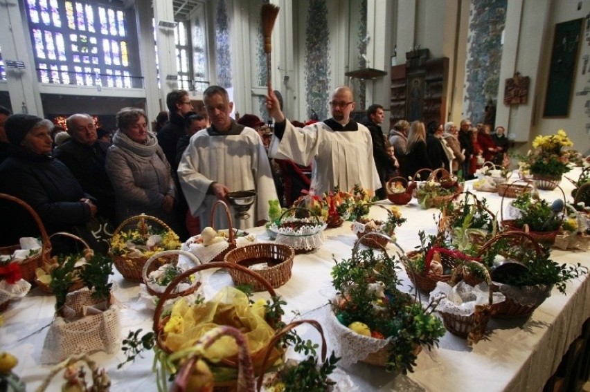 W parafia św. ap. Piotra i Pawła dawniej święcono pokarmy...