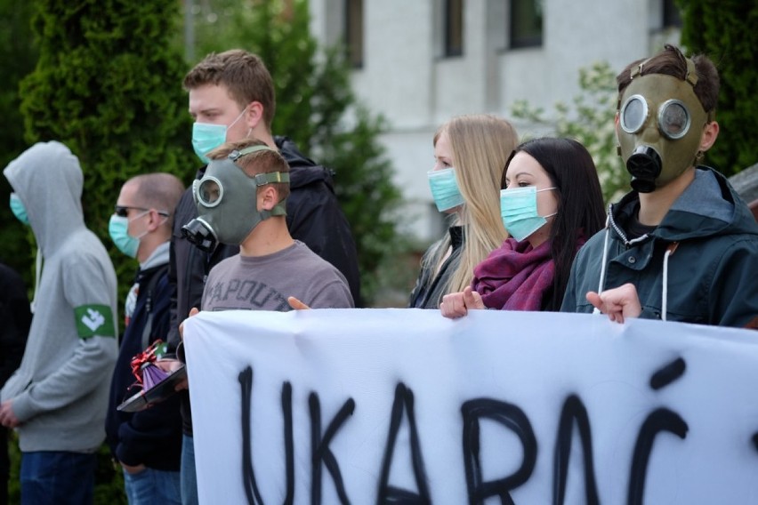 Dramatyczna sytuacja na rzece pojawiła się w połowie...