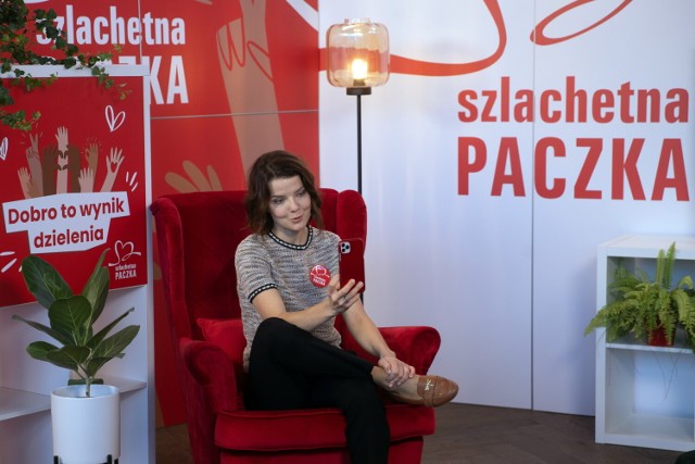 Aktorka, ambasador Szlachetnej Paczki Joanna Jabłczyńska podczas otwarcia Bazy Rodzin Szlachetnej Paczki w Krakowie