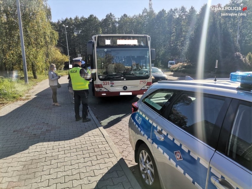 Rosnąca liczba zakażeń spowodowała, że policjanci nie będą...