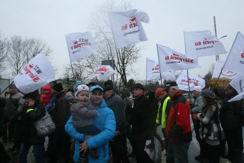 Protest górników: ponad 1500 pracowników strajkuje, rozmowy z przedstawicielami rządu zerwane!