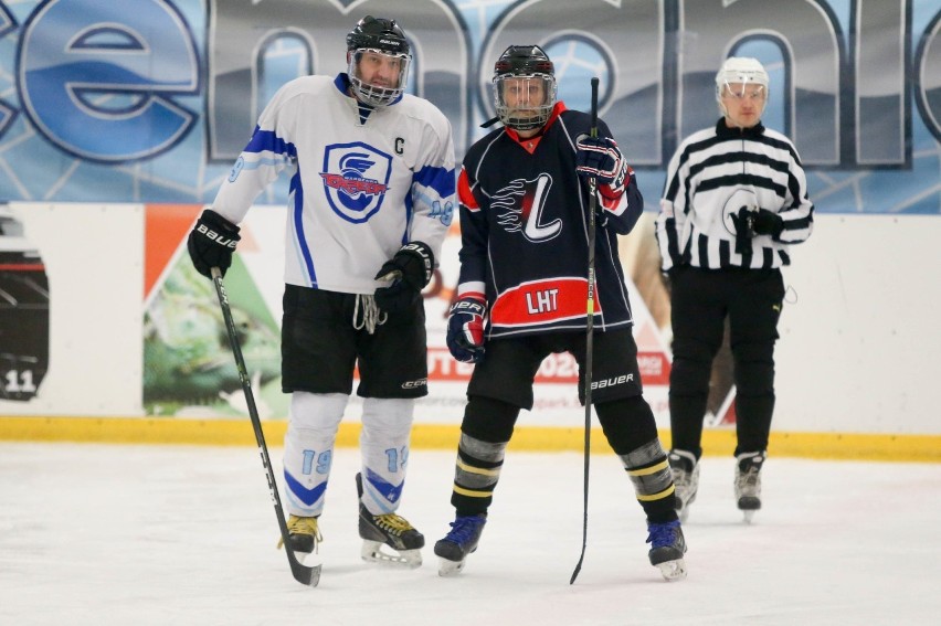 Walczyli na lodowisku Icemania w 1. Lubelskim Turnieju Mini Hokeja na Lodzie  