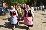 Powiatowo- gminne dożynki w Łeknie. Na targowisko zjechało wielu rolników z całego powiatu 