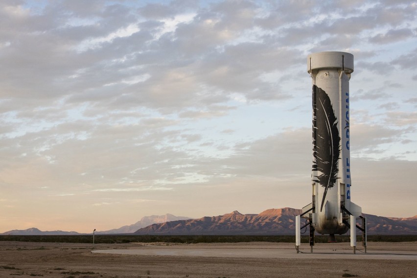 Test rakiety wielokrotnego użytku zakończył się sukcesem. Rakieta New Shepard powróciła bezpiecznie na Ziemię (wideo)