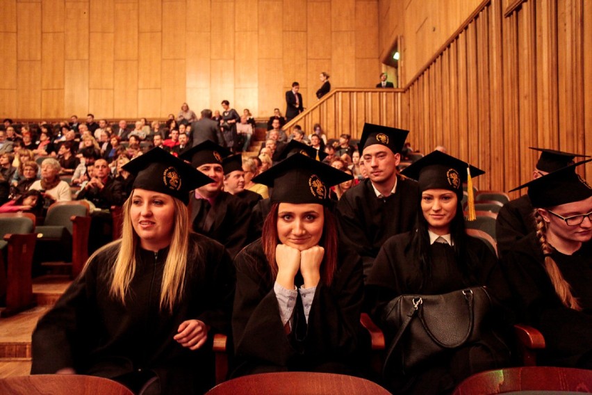 Studenci WSG w sobotę  oficjalnie zakończyli swoją edukację...