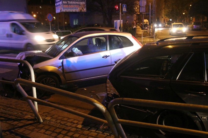 Wypadek na ulicy Czarnieckiego w Legnicy