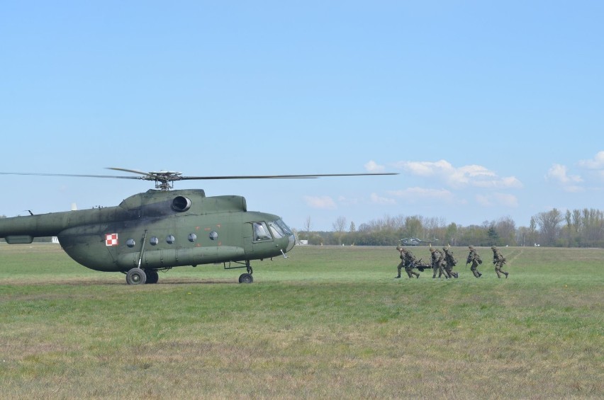 Żołnierze 25. Brygady Kawalerii Powietrznej przygotowują się do misji w Kosowie [ZDJĘCIA]