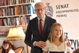 Senator nagrodził "Listy do Taty"! Laureatka pojedzie na finał do stolicy