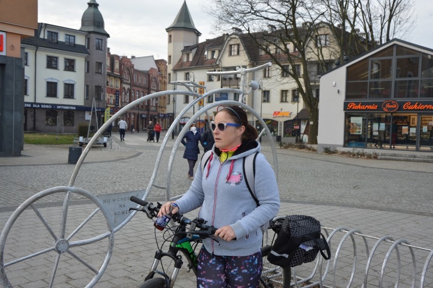 Dla Laury Paczuły na rowerze przez Polskę. Odwiedziła jej babcię. Była też w Lęborku