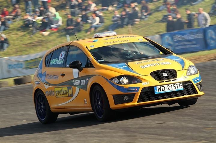 Safety Car na torze w finale DMP Poznań