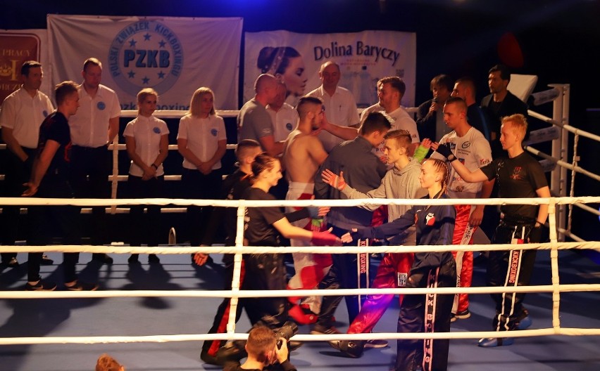 Puchar Polski Seniorów w Kickboxingu. Rywalizacja na ringu w...