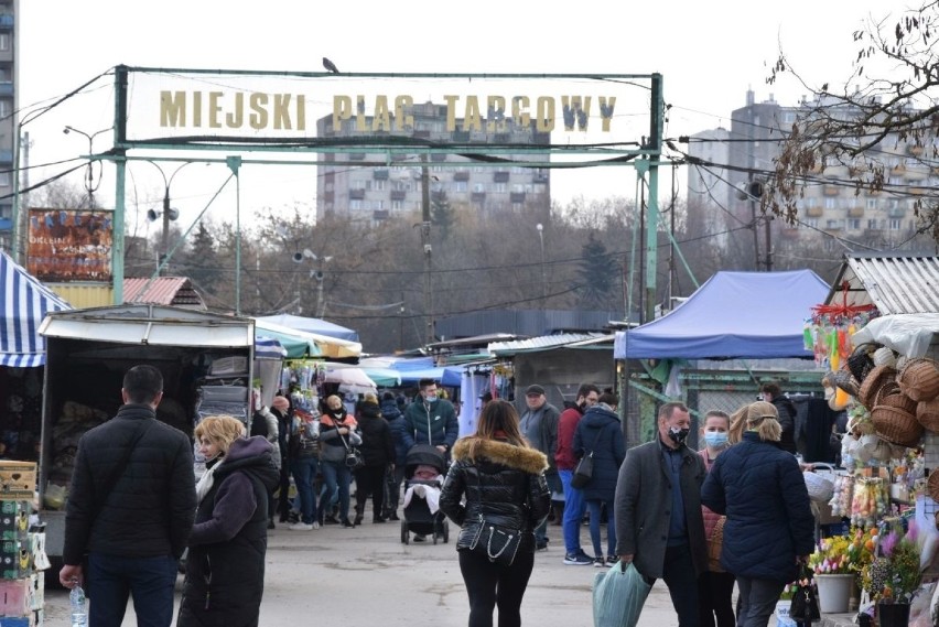 W niedzielę 28 marca wielu klientów przyciągnęły kieleckie...