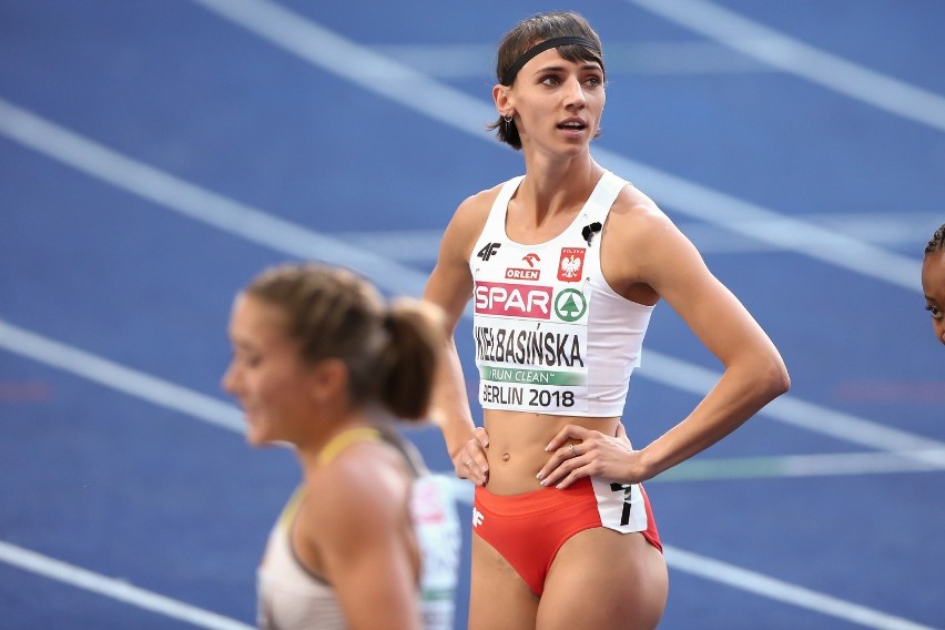 Pobiegła w półfinałowym biegu sztafety 4x400m. W finale...