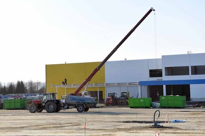 Nowy Sącz. Castorama otwiera swój market przy ul. Węgierskiej. Zobacz jak powstawała