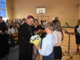 Niemica: Spotkanie w Szkole Podstawowej z biskupem [ZDJĘCIA]