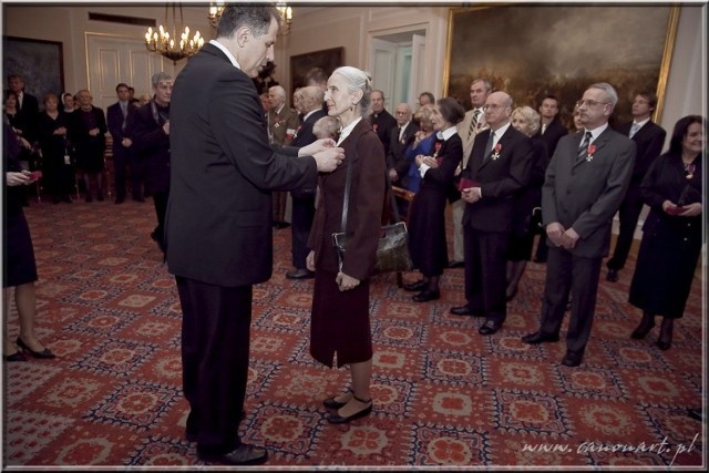 Władysław Stasiak wręczyła ordery.
Fot. Dariusz Bartosiak