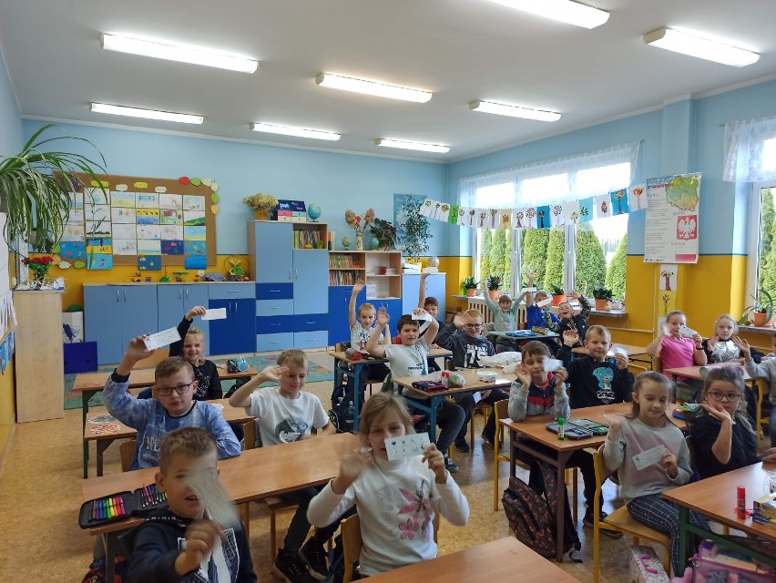 Dzieci z klas I-III w Gostycynie chętnie wzięły udział w...