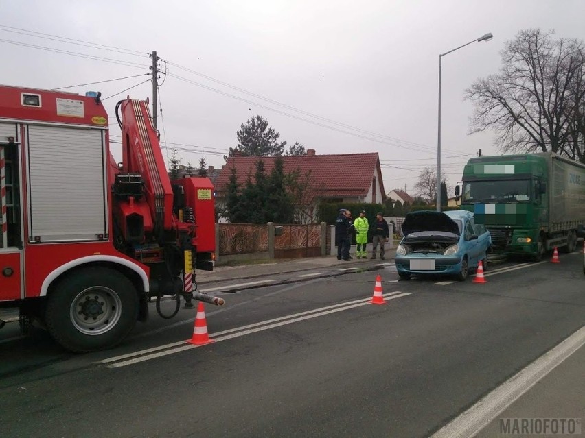 Kolizja na ul. Strzeleckiej w Opolu.