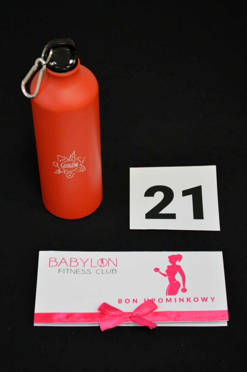 BON UPOMINKOWY dla 2 os (2 x 100 osób) Babylon Fitness Club + gadżety Głogów - Gmina Miejska /bidon/