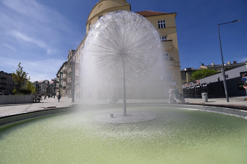 Na rynku Łazarskim już można podziwiać fontannę. Wcześniej...