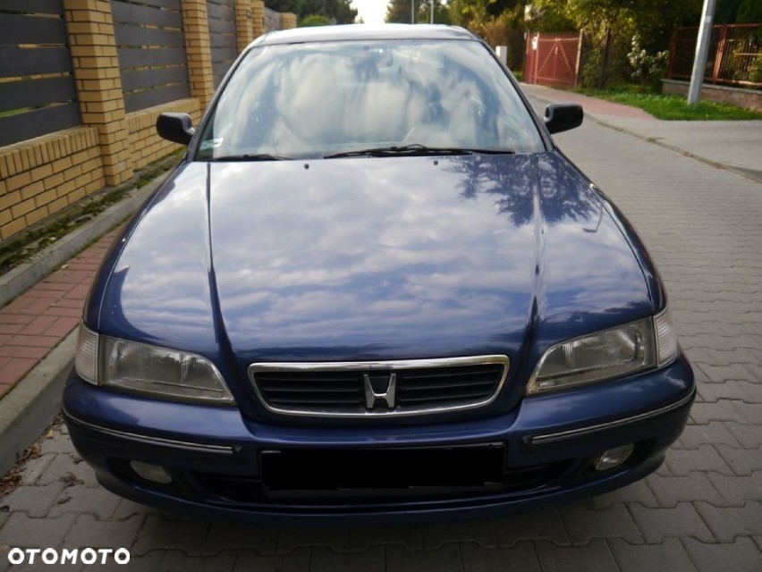 Honda Accord 1.8
cena: 2 900 PLN

ofertę można zobaczyć...