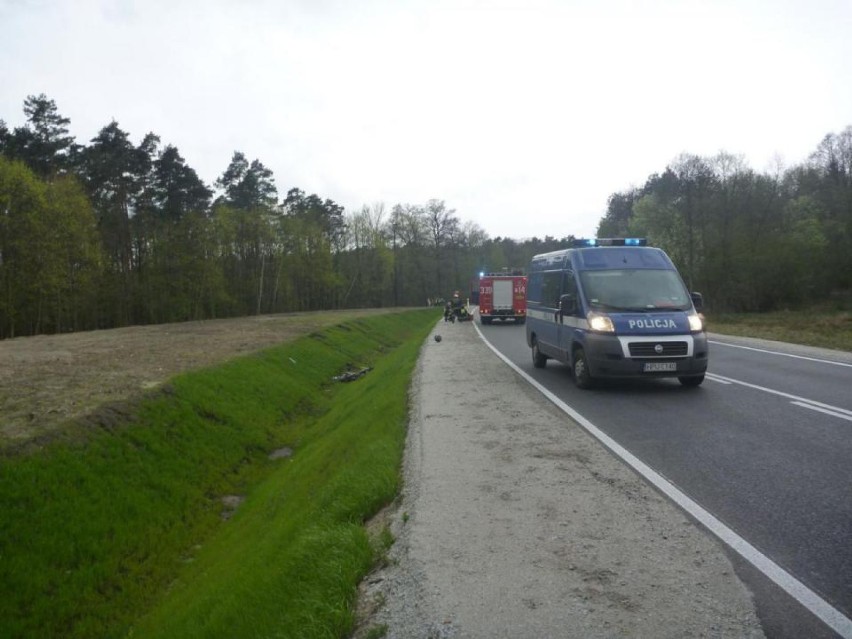 Wypadek motocyklisty na drodze nr 196