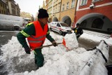 Właściciele i zarządcy odśnieżcie drogę!