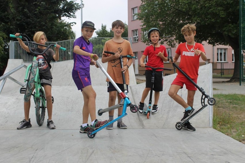 Tak się bawią w skateparku w Chełmnie