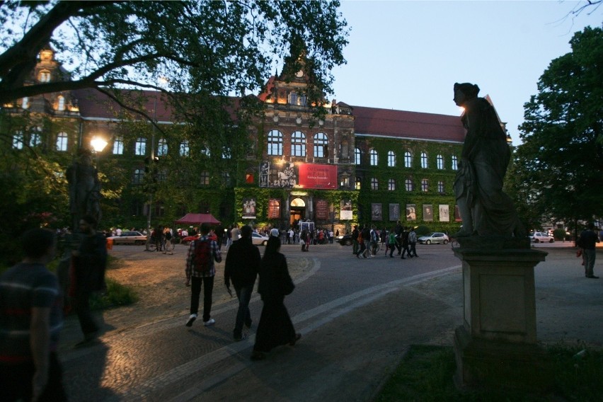 Adresy w Muzeum Narodowym we Wrocławiu. Wystawa trwa do 16 sierpnia